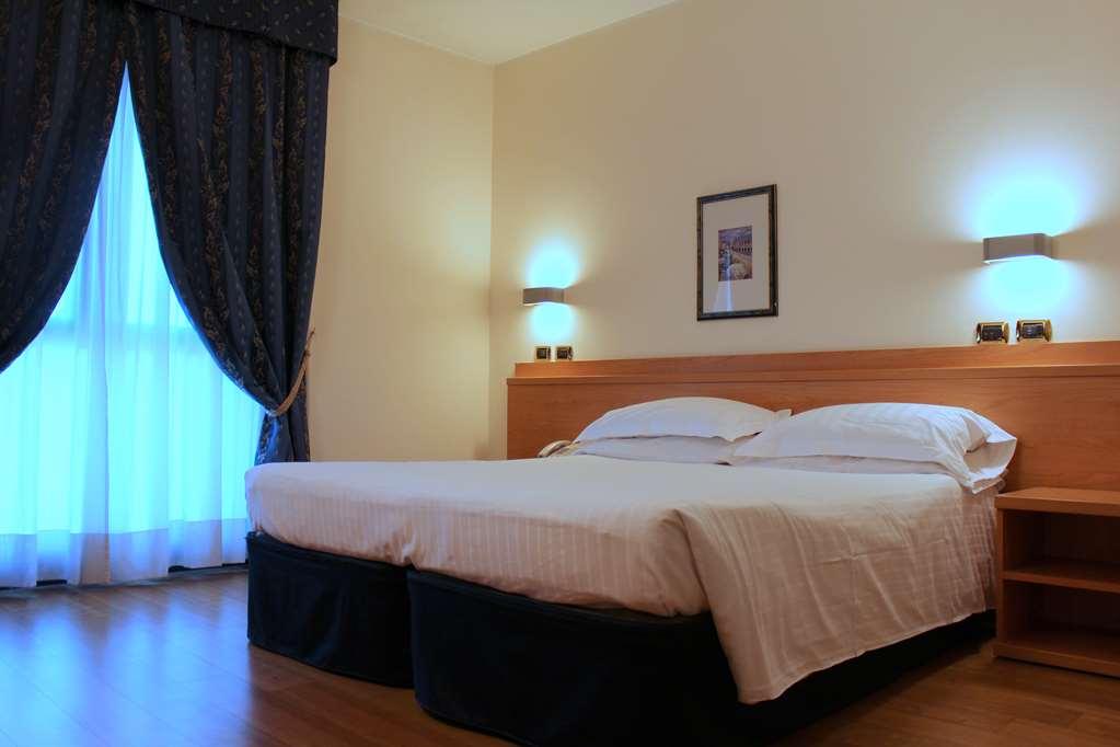 Hotel Brandoli Verona Habitación foto